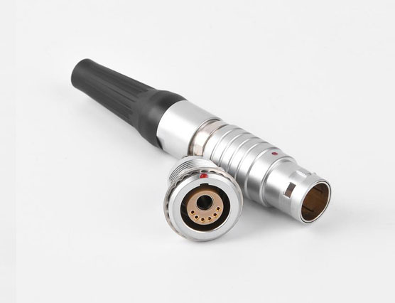 1688098048176840.jpg 多氣路同軸氣電混裝一體式插拔自鎖金屬航空插頭-替代雷莫連接器.jpg