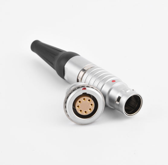 1689306727112491.jpg 2B8芯插頭+插座.jpg